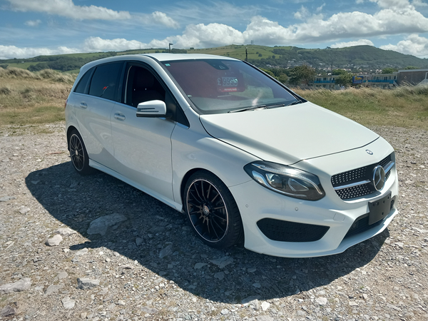 View B CLASS 1.6  SPORT AUTOMATIC.